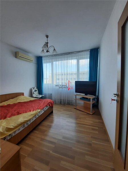 Iancului 3 camere. Renovat, luminos, pret corect, gata de vanzare